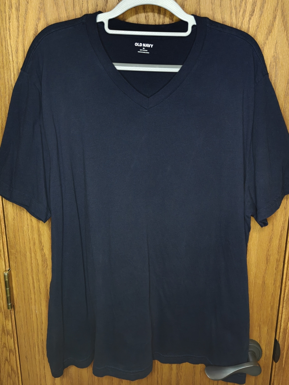 Men's Old Navy V-Neck Tee in Navy Blue, Size XL